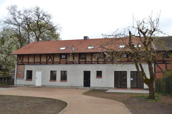 Hausansicht Seite Herrenhaus Hausansicht_Seite_Herrenhaus.jpg